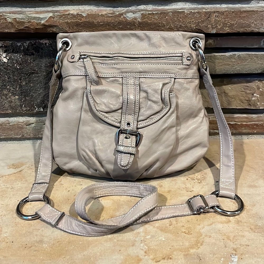 Tano Clay Leather Round Bottom Crossbody Bag